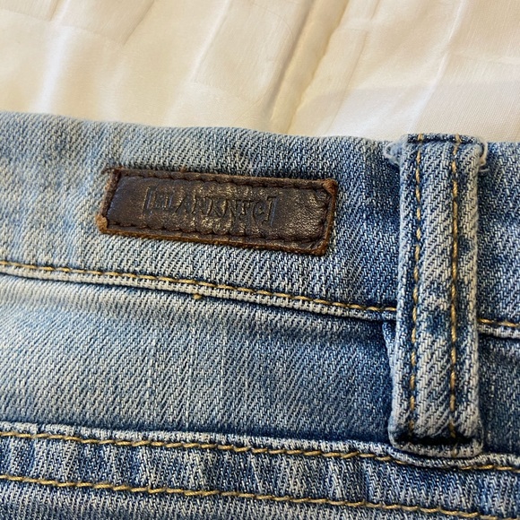 BlankNYC ripped skinny jeans with snake pocket - Picture 3 of 3